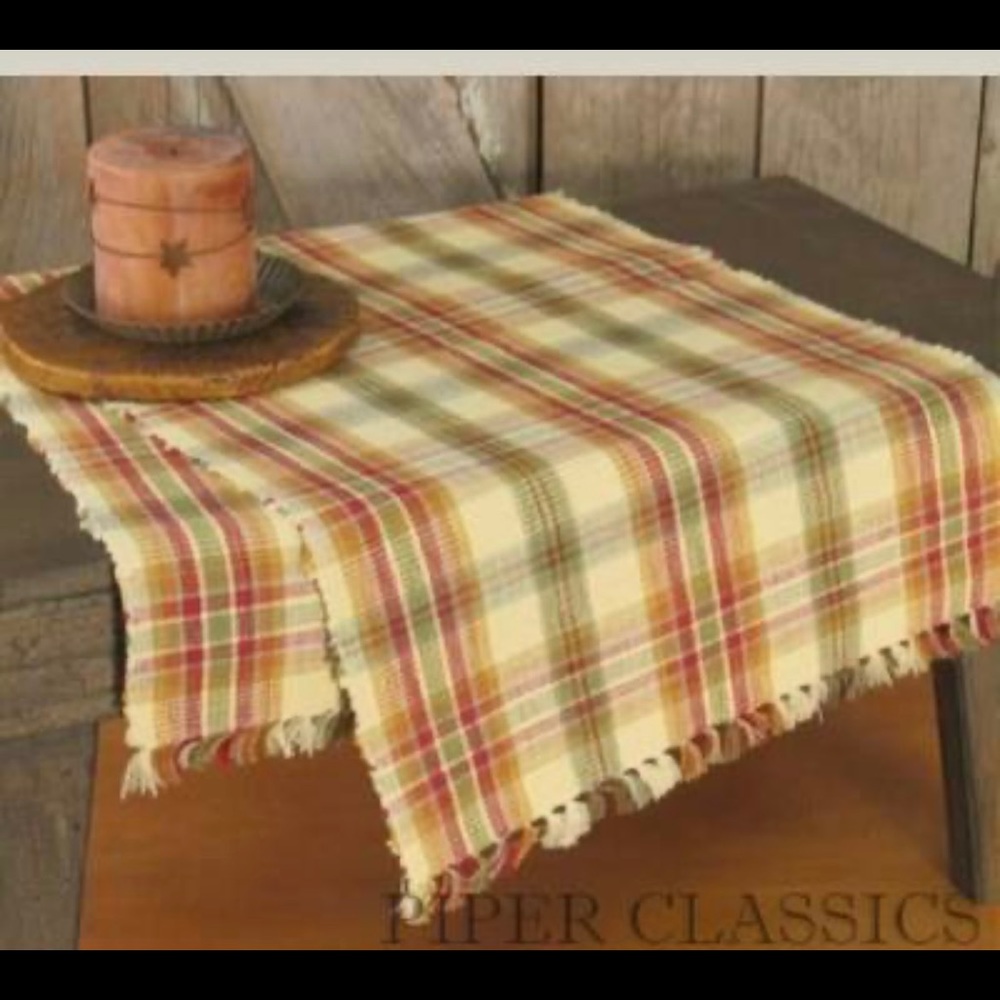 Park Design Lemon pepper Table Runner 54”